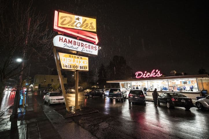 Chef Edouardo Jordan to Take Over Dick’s Drive-In for Pop-Up Chef Edouardo Jordan to Take Over Dick’s Drive-In for Pop-Up